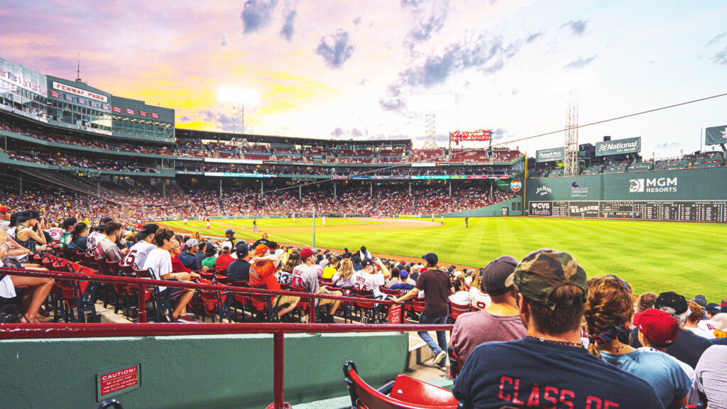 Best Boston Bars near Fenway Park - Red Sox Sports Bars - Boston Discovery  Guide
